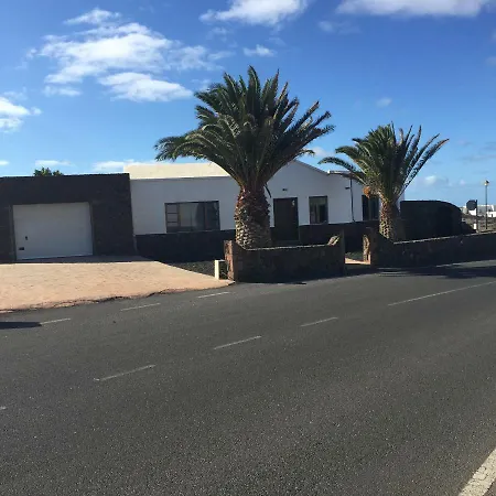 Tatil Evi Casa Fenix Tinajo